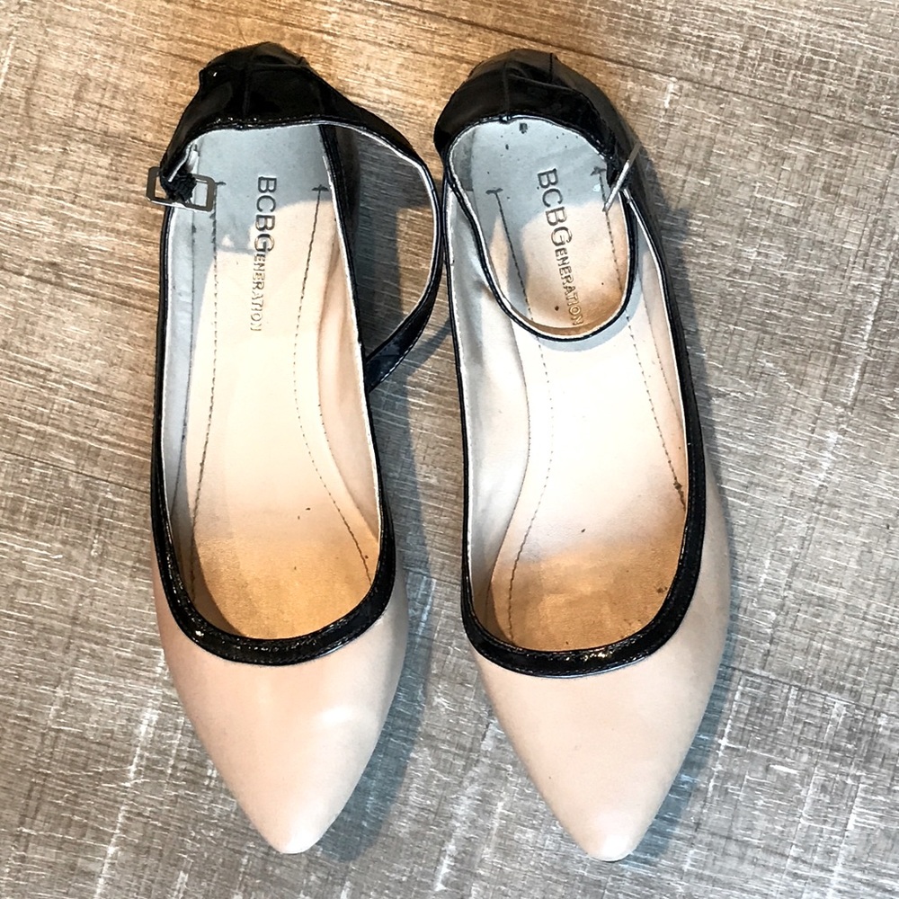 Nude Leather Flats Pointy Toe w/ Black Ankle Strap